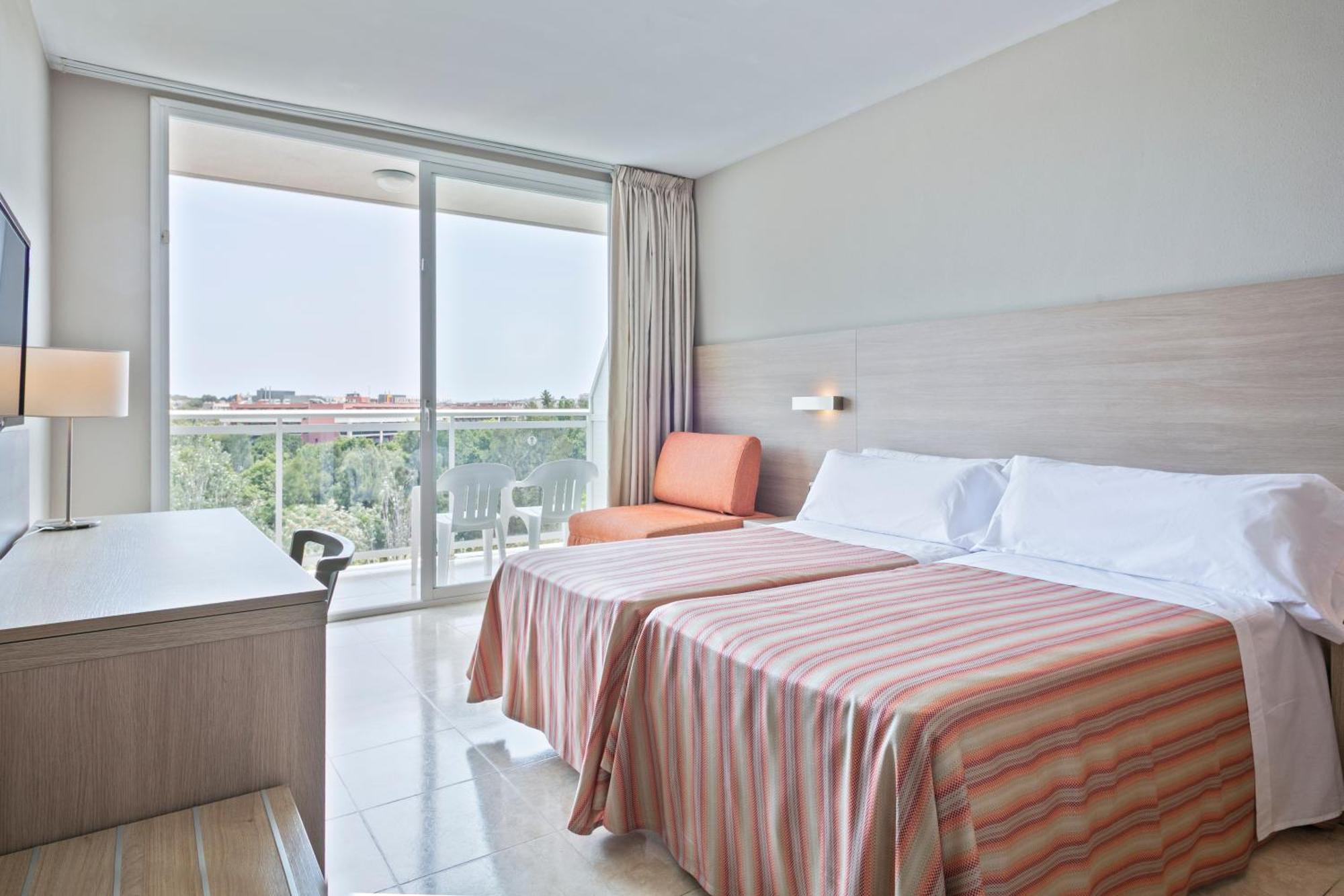 Sol Costa Daurada Hotel 4*